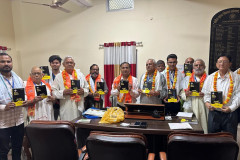 Lokarpan-Karyakram-Udgar-Satak-Book-Mau-1